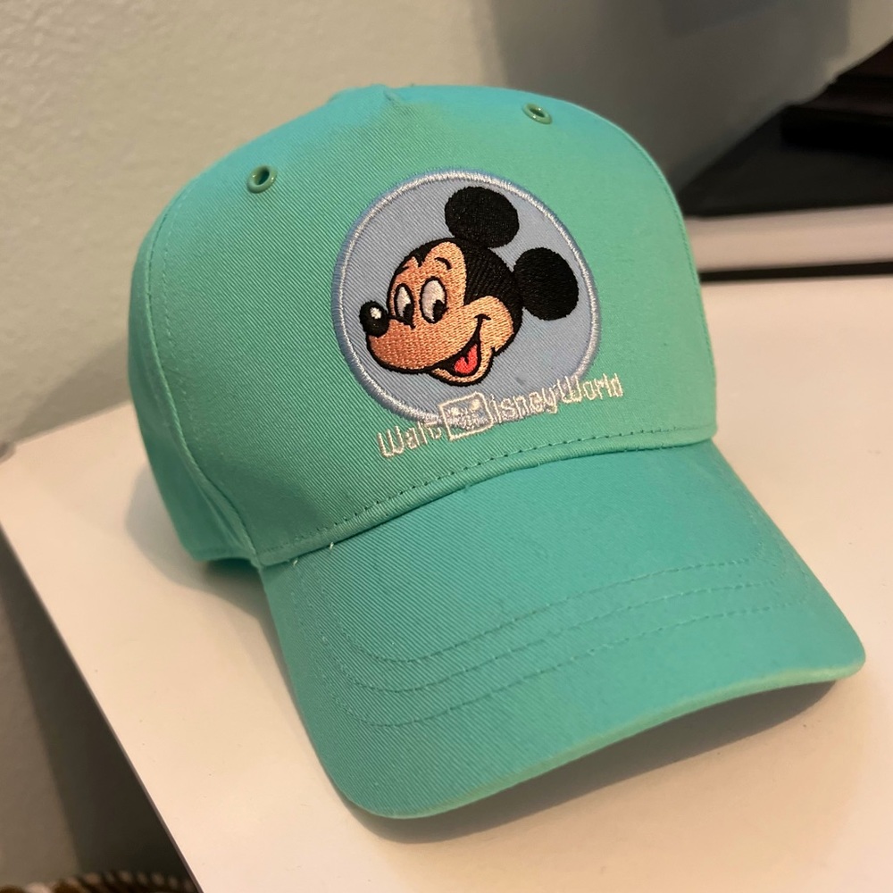 Walt Disney World NWOT hat!